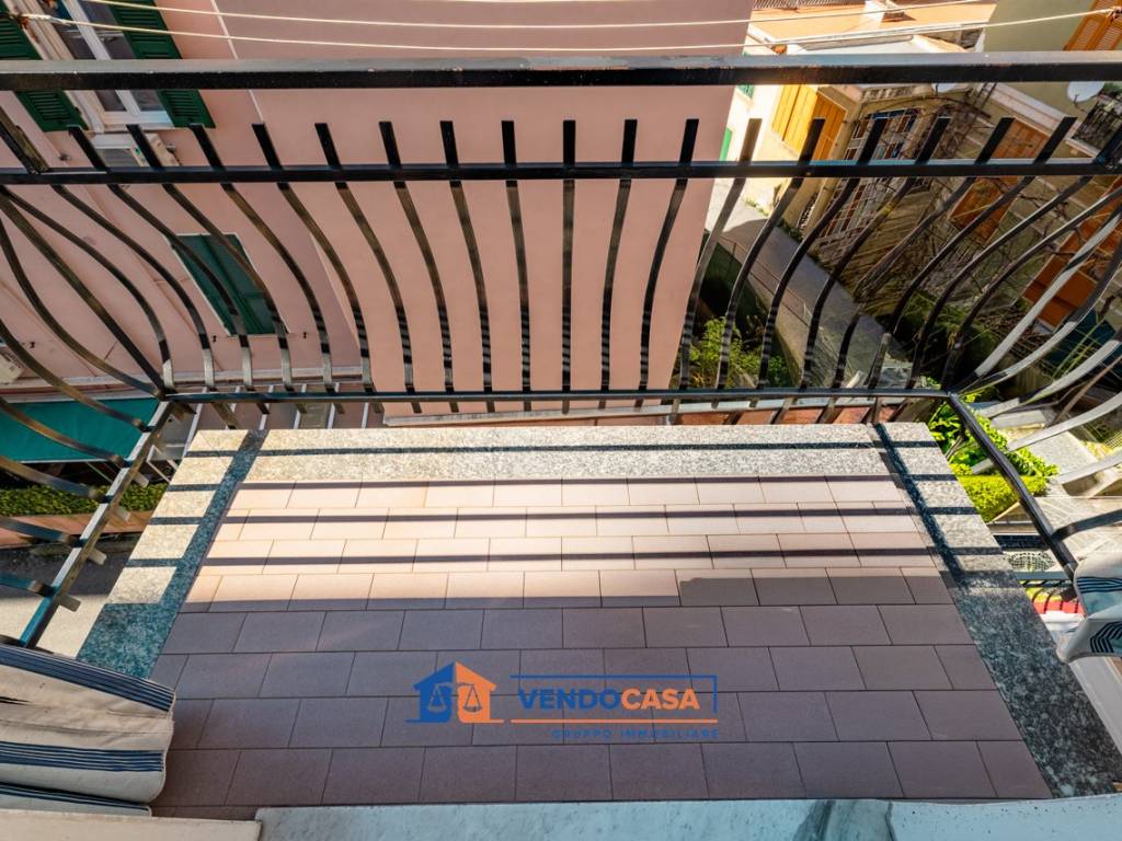 Appartamento a Varazze in Via Simone Canepa, 5 - Foto 5