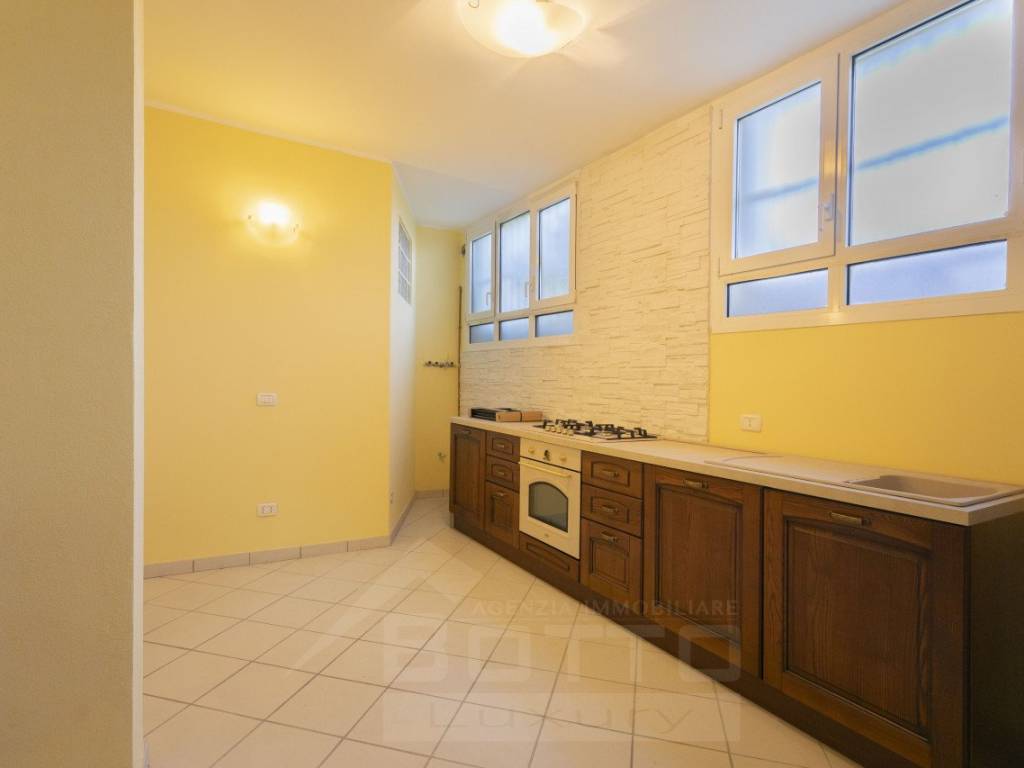 Appartamento a Lesa in Via Sempione 27 - Foto 4