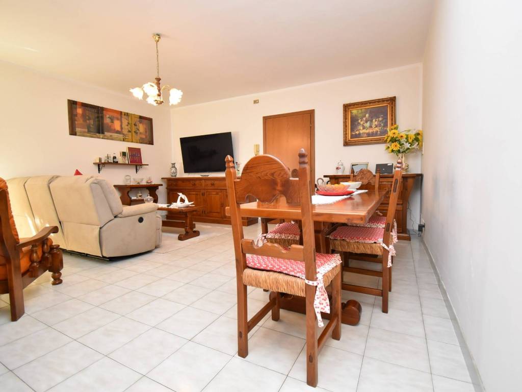 Appartamento a Pietrasanta in Via Strettoia, 99 - Foto 2