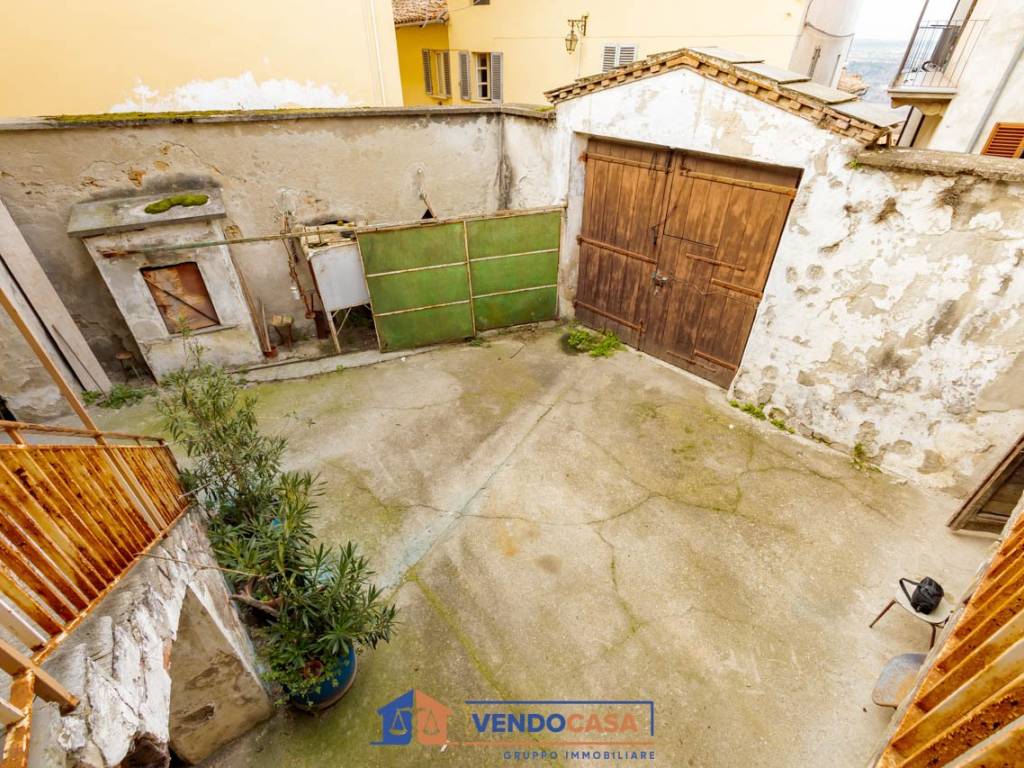Villa a Novello in Via Umberto Giordano, 21 - Foto 3