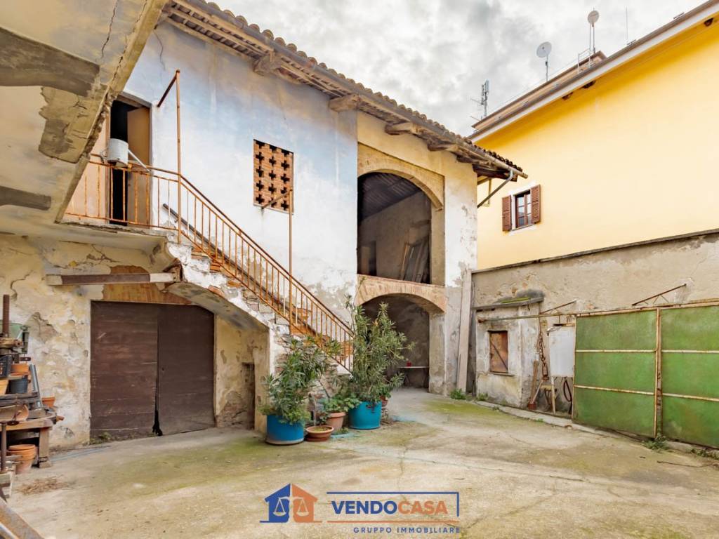 Villa a Novello in Via Umberto Giordano, 21 - Foto 5