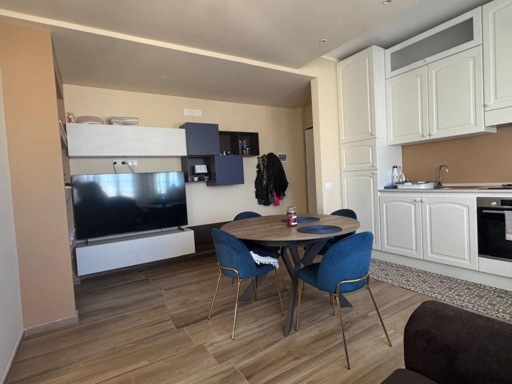 Appartamento a Monopoli in Via Tenente Col. Pasquale Camicia - Foto 3