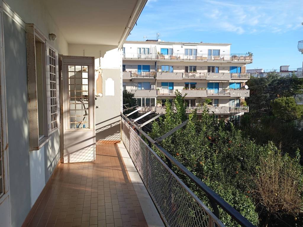 Appartamento a Napoli in Via Alessandro Manzoni - Foto 4
