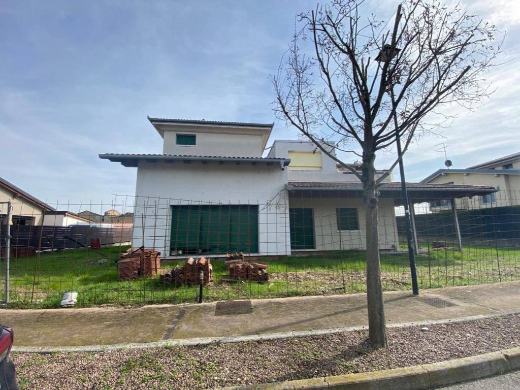 Villa a Mozzecane in Via S. Antonio Abate - Foto 3