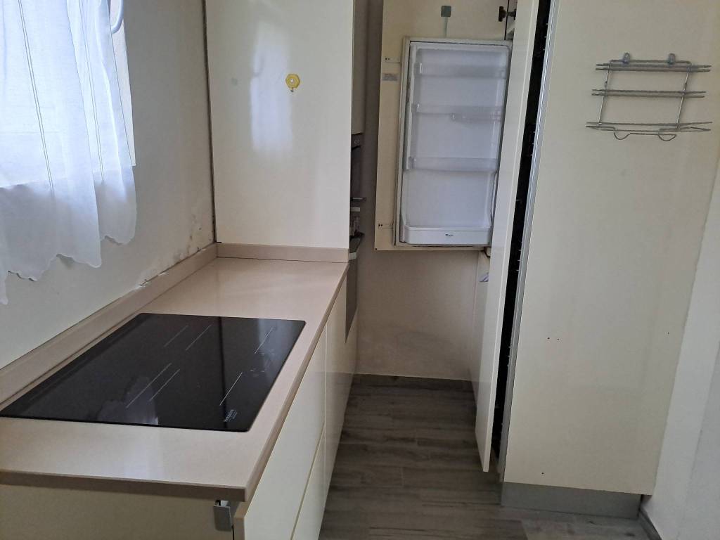 Appartamento a Cesano maderno in Piazza Arese - Foto 5