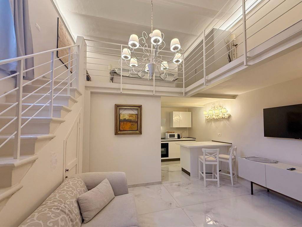 Appartamento a Pietrasanta in Via del Teatro - Foto 2