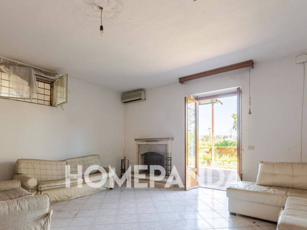 Villa a Aprilia in Via Monviso - Foto 2