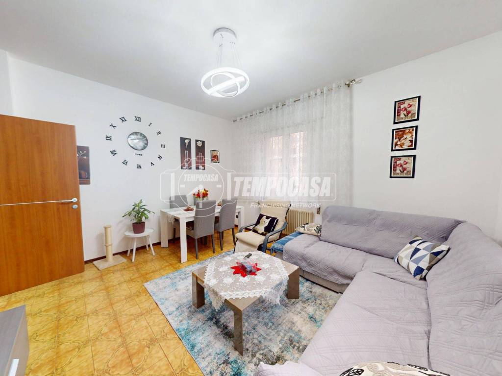 Appartamento a Como in Via Giuseppe Cuzzi 5 - Foto 2