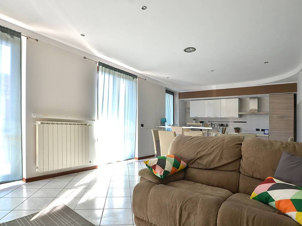 Appartamento a Bellusco in Via Alcide De Gasperi, 15 - Foto 4