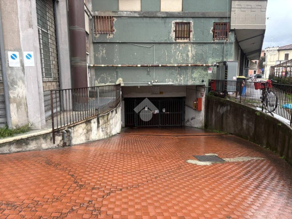 Box / garage a Terni in Viale Curio Dentato, 25 - Foto 4