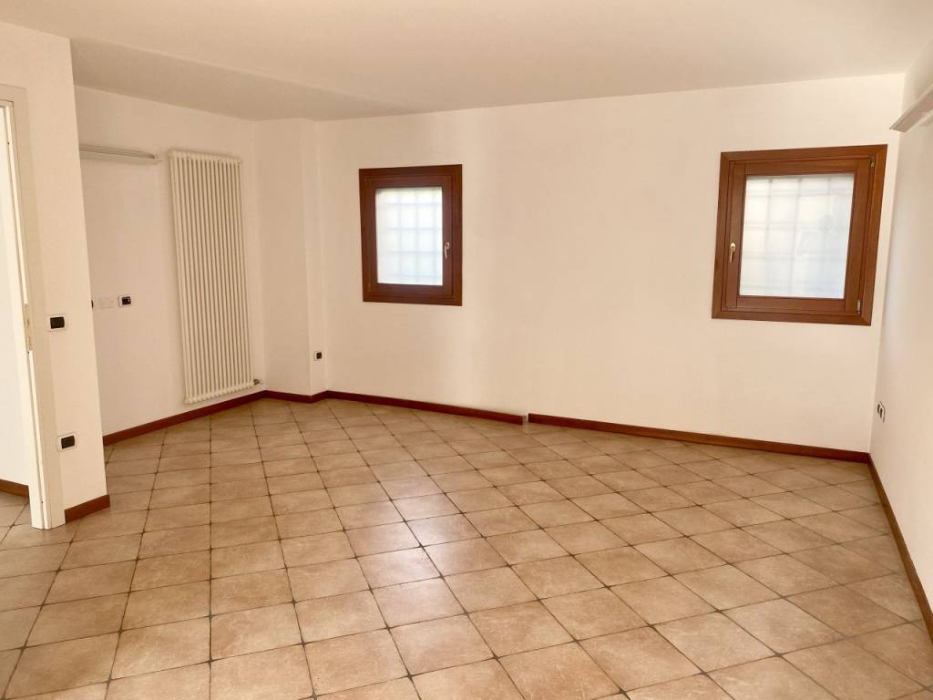 Appartamento a Castelfranco veneto in via San Pio X 34/a - Foto 3