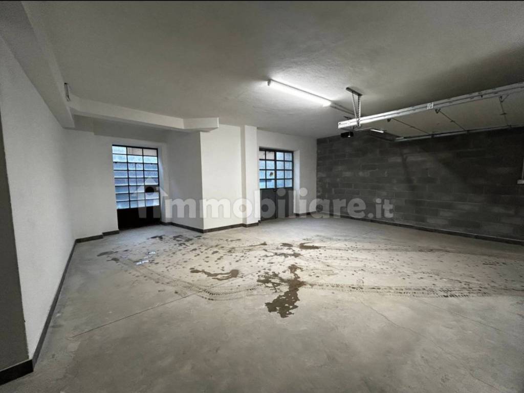 Box / garage a Alessandria in Via Rodolfo Montevecchio - Foto 3