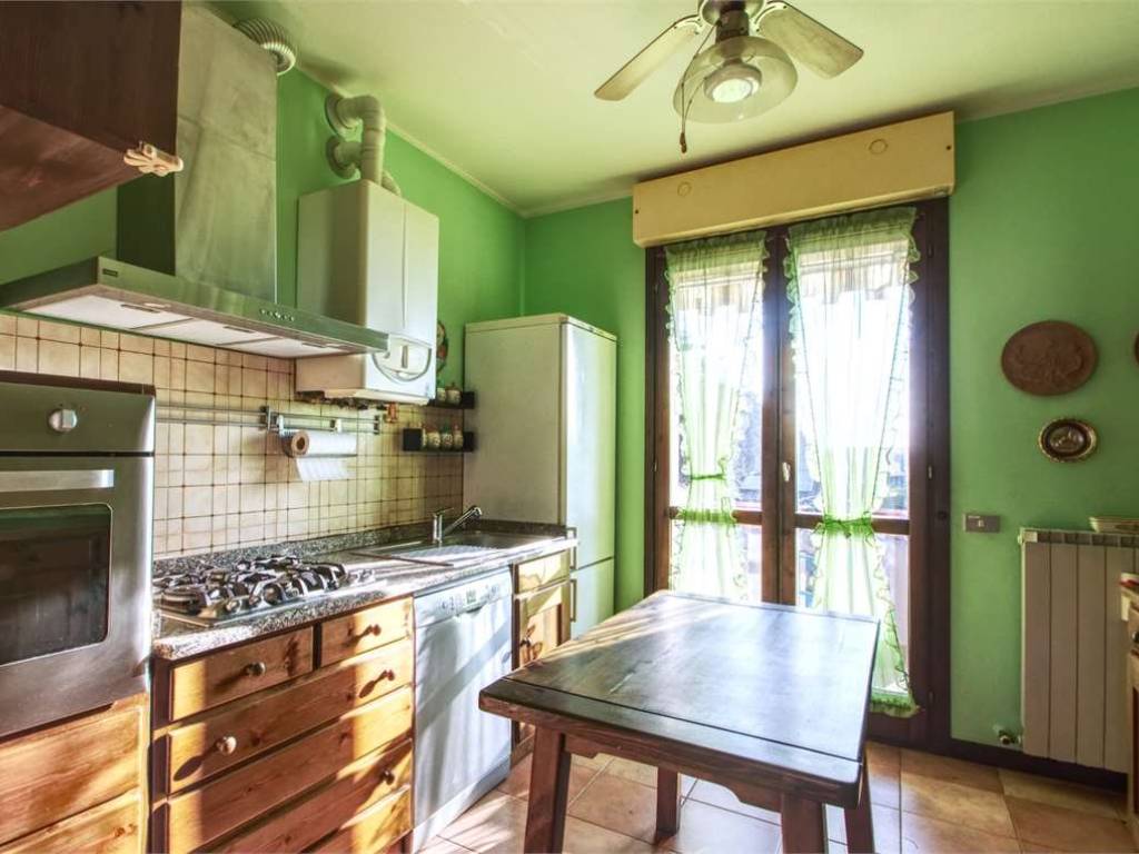 Appartamento a Mozzate in Via Foscolo - Foto 2