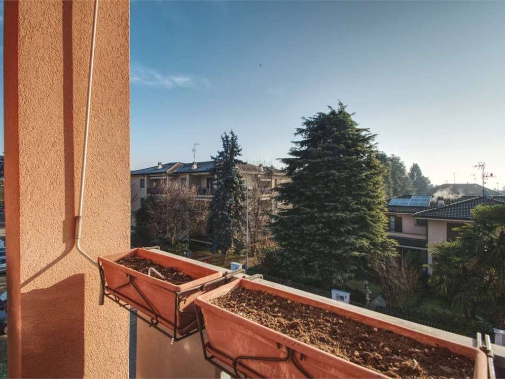 Appartamento a Mozzate in Via Foscolo - Foto 4