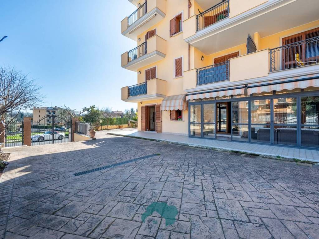 Appartamento a Palestrina in Via della Ginestra - Foto 3