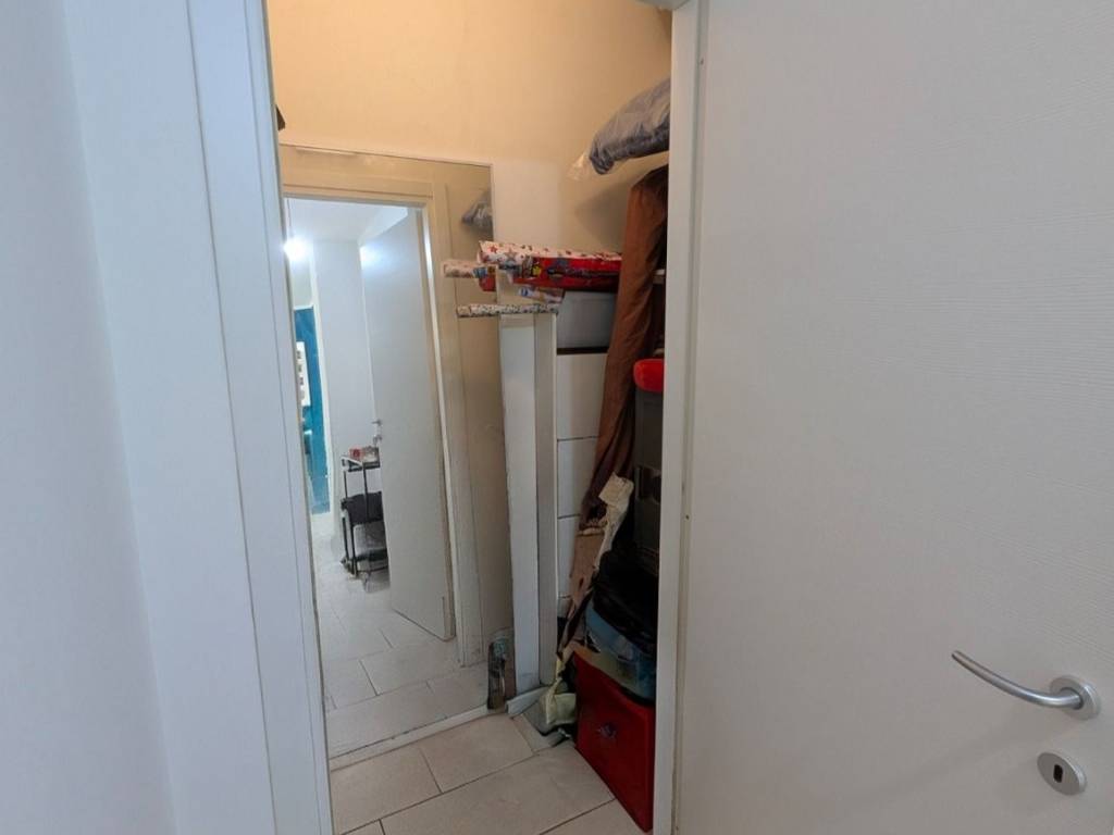 Appartamento a Lainate in Via Carabelli, 2 - Foto 4