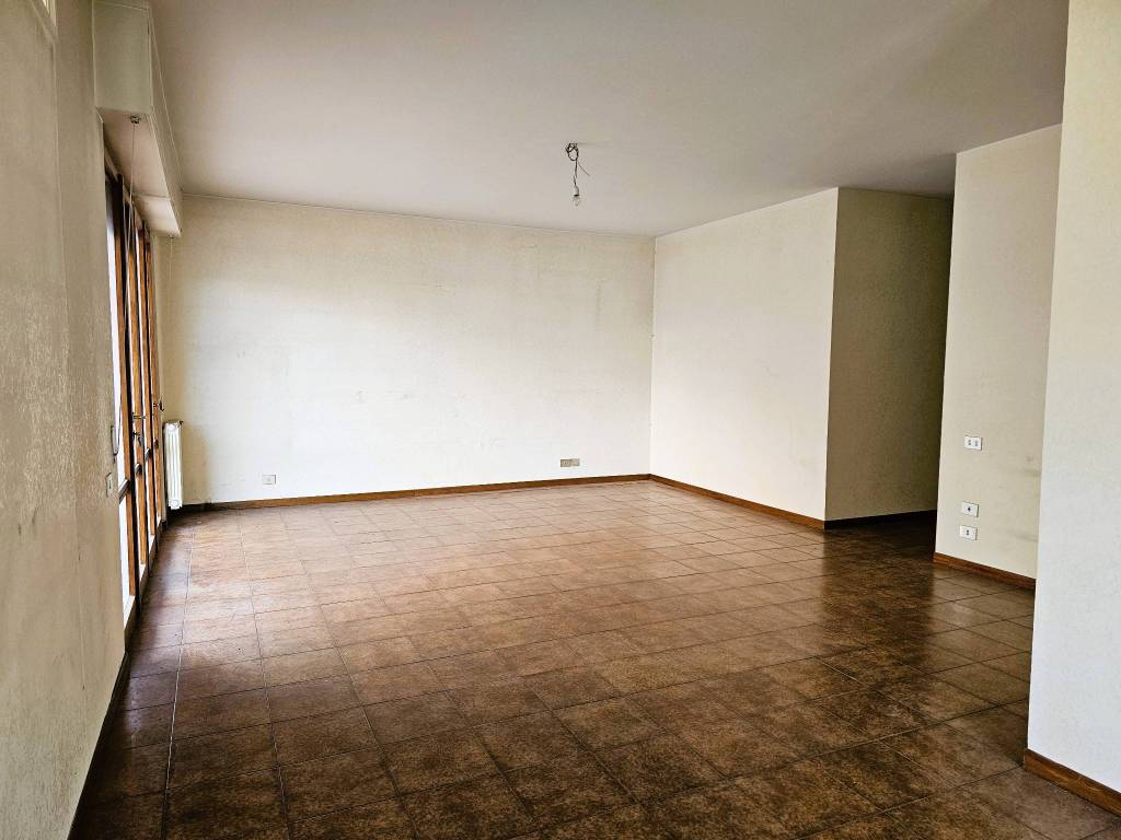 Appartamento a Prato in Via Monte Grappa - Foto 3