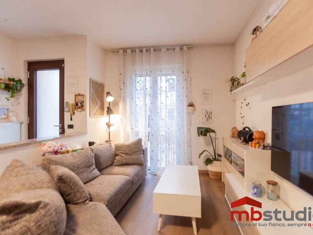 Villa a Tradate in Via Cesare Pavese - Foto 2