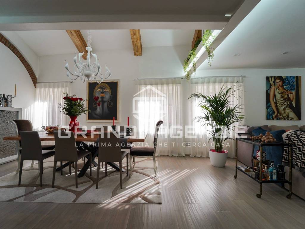 Appartamento a Verona in Via Scrimiari, 31 - Foto 4