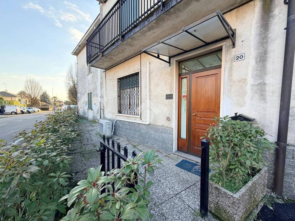 Casa indipendente a Carate brianza in Via Cimabue, 1 - Foto 5
