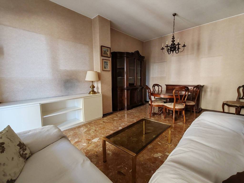 Appartamento a Bergamo in Via Borgo Santa Caterina - Foto 2