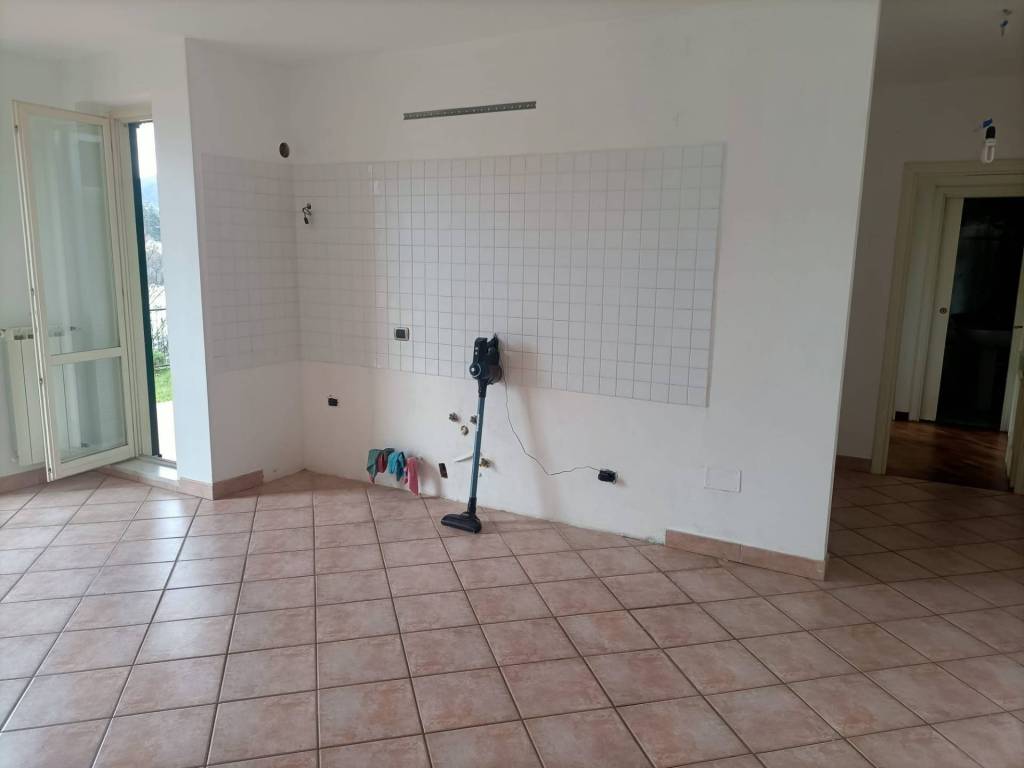 Appartamento a Genova in Via San Biagio Di Valpolcevera - Foto 5