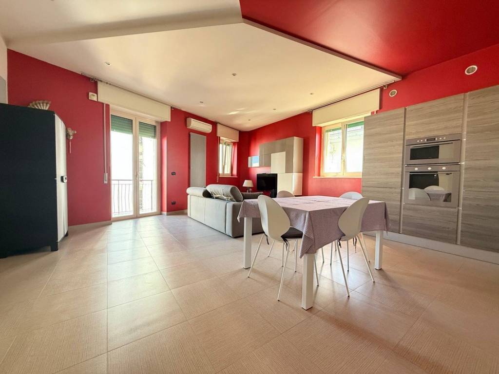 Appartamento a Triggiano in Via Cesare Battisti - Foto 3