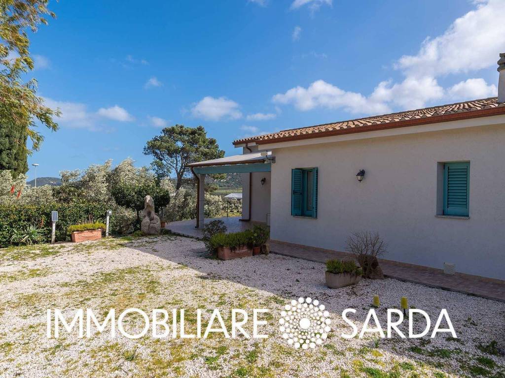 Villa a Olbia in SS Statale 125 - Foto 3