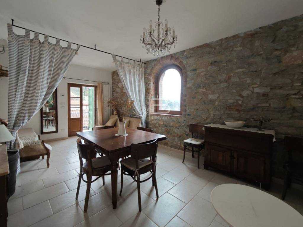 Villa a Seravezza in Via San Martino - Foto 3