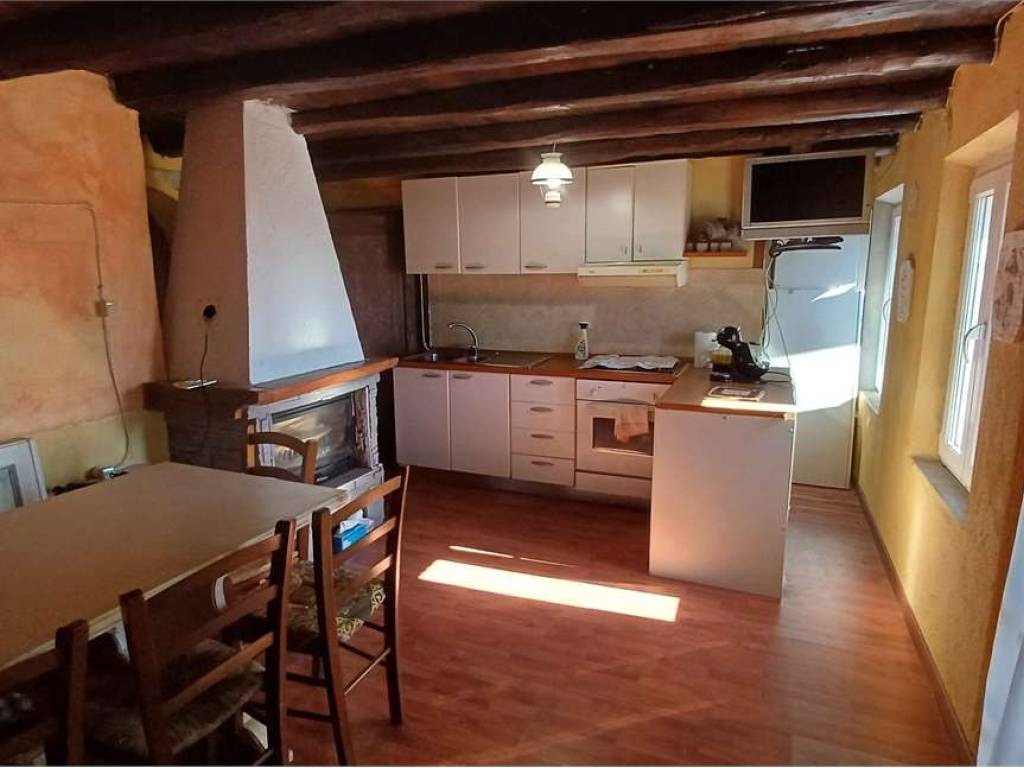 Rustico / casale a Vittorio veneto in via Vizza , 35 - Foto 5