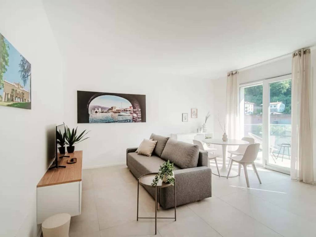 Appartamento a Como in Via Bellinzona - Foto 2