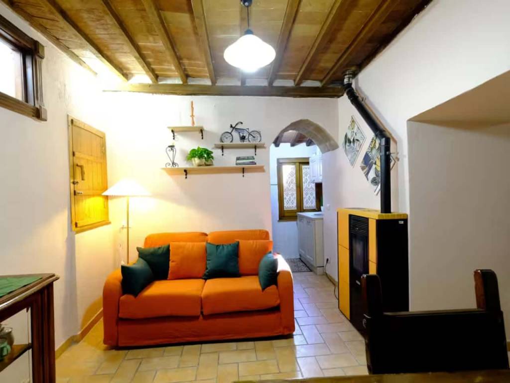 Appartamento a Pitigliano in Vicolo Palermo - Foto 3