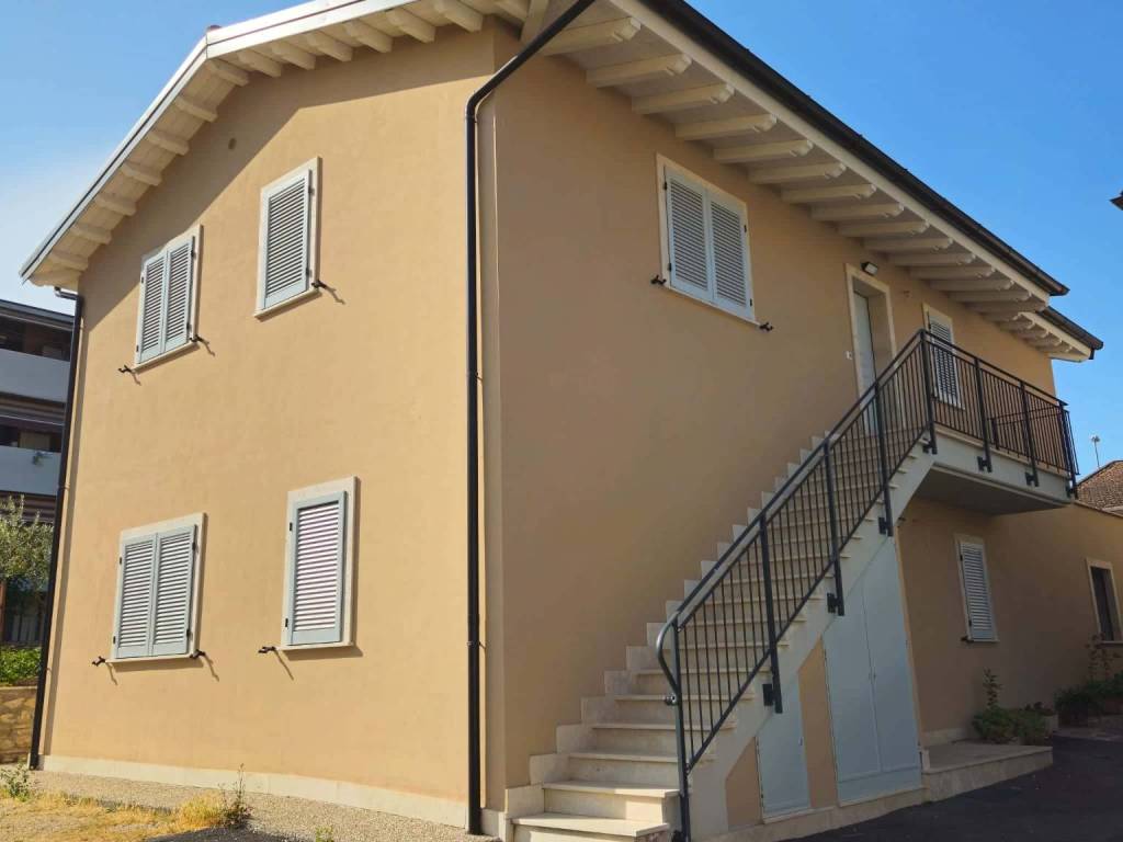 Appartamento a Terni in Via Campomicciolo - Foto 3