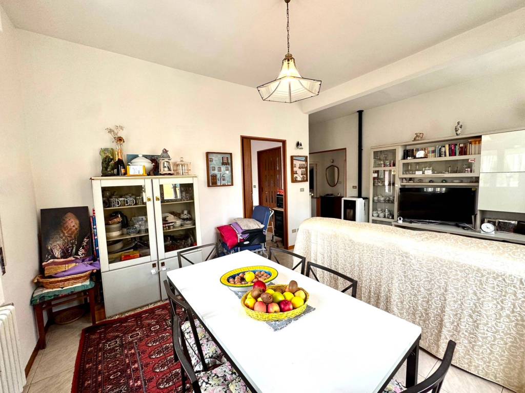 Appartamento a Montevarchi in Via della Ginestra - Foto 4