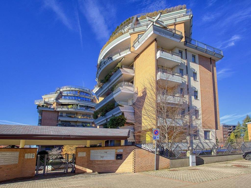 Box / garage a Gallarate in Via Aosta, 9 - Foto 2