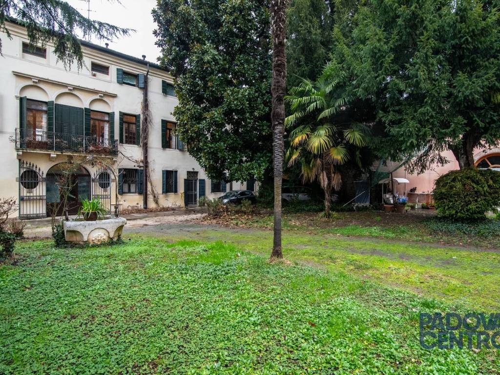 Appartamento a Padova in Piazza del Santo - Foto 3