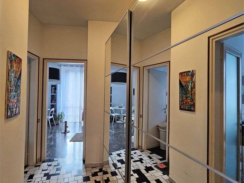 Appartamento a Como in VIA MUSEO GIOVIO, 1 - Foto 4