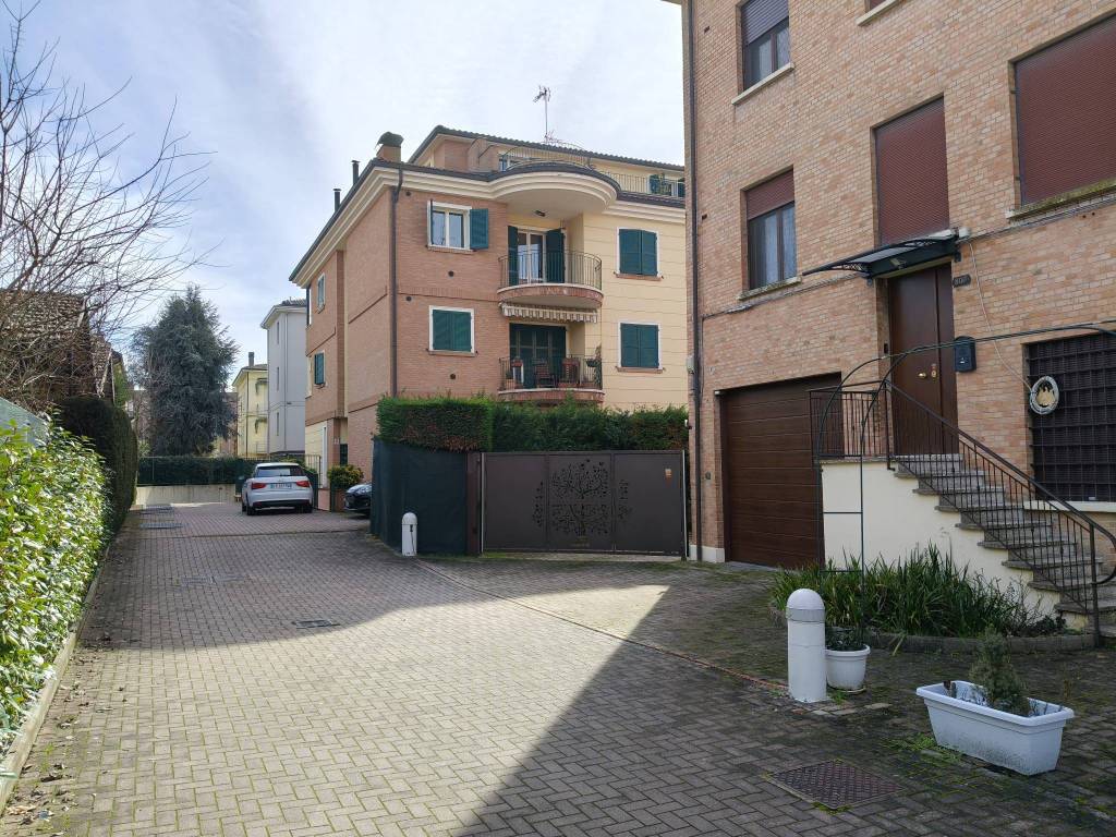 Appartamento a Modena in Via Antonio Araldi - Foto 5