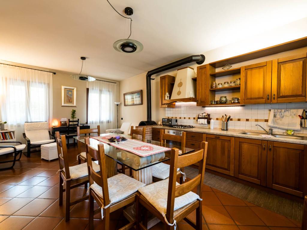 Villa a Castelfranco veneto in Via Molino di Ferro - Foto 4