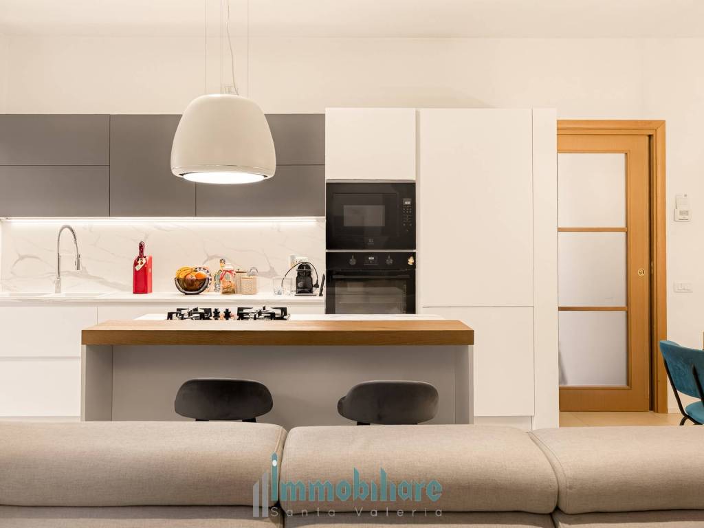 Appartamento a Seregno in Via Giuseppe Adami, 20 - Foto 2