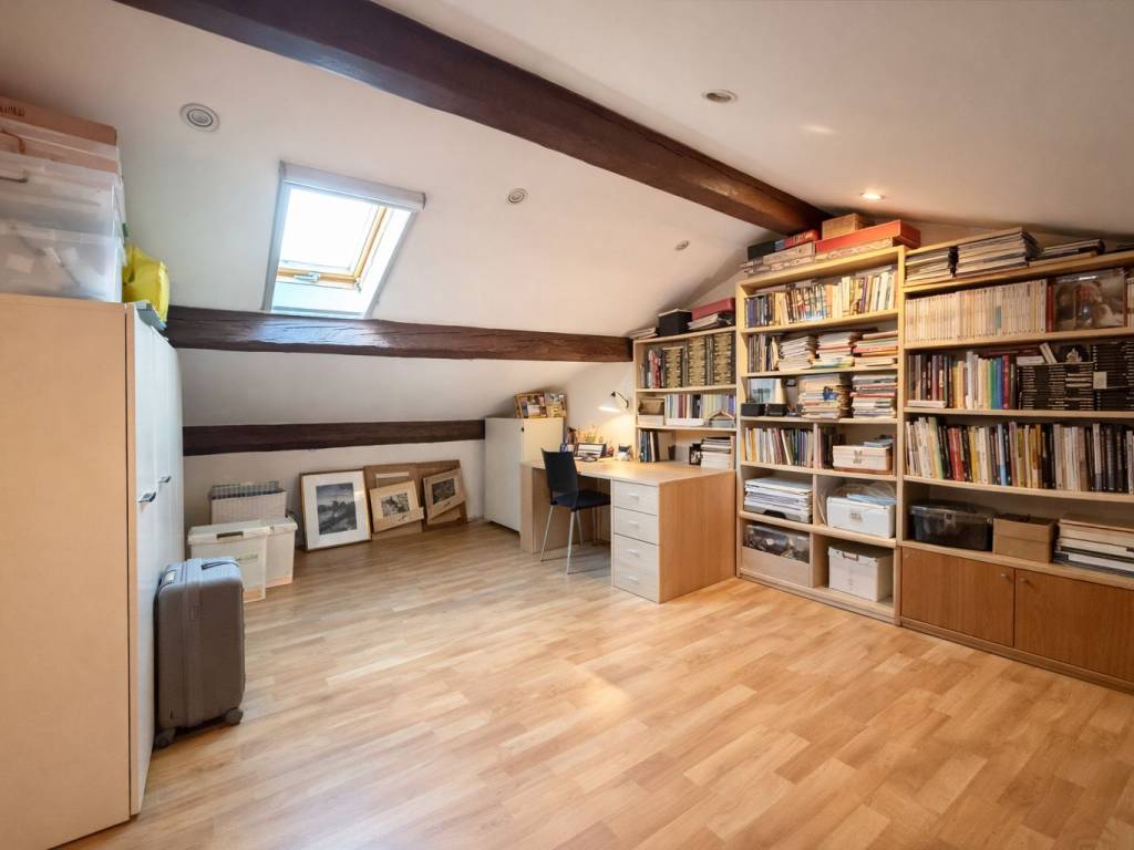 Appartamento a Parma in Via Monte Santo - Foto 2