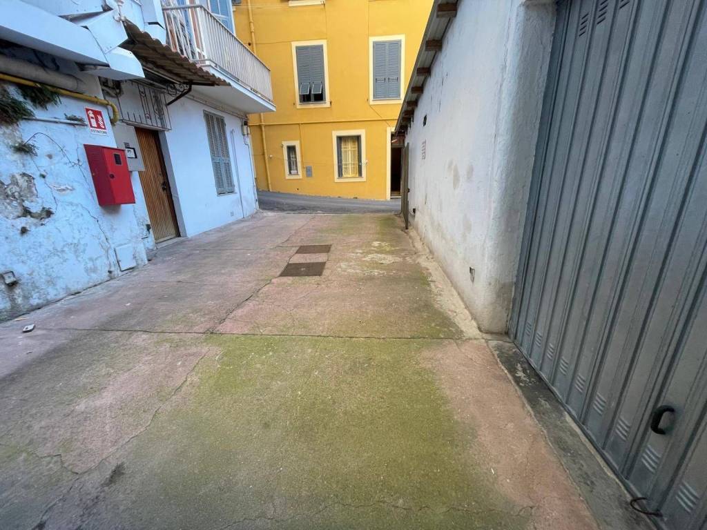 Box / garage a Ventimiglia in Via Chiappori - Foto 4
