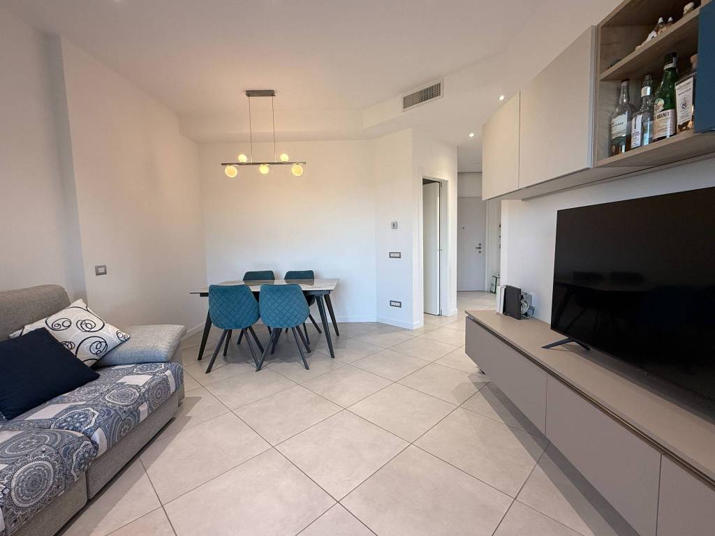 Appartamento a Monza in Via Ernesto Canesi, 4 - Foto 3