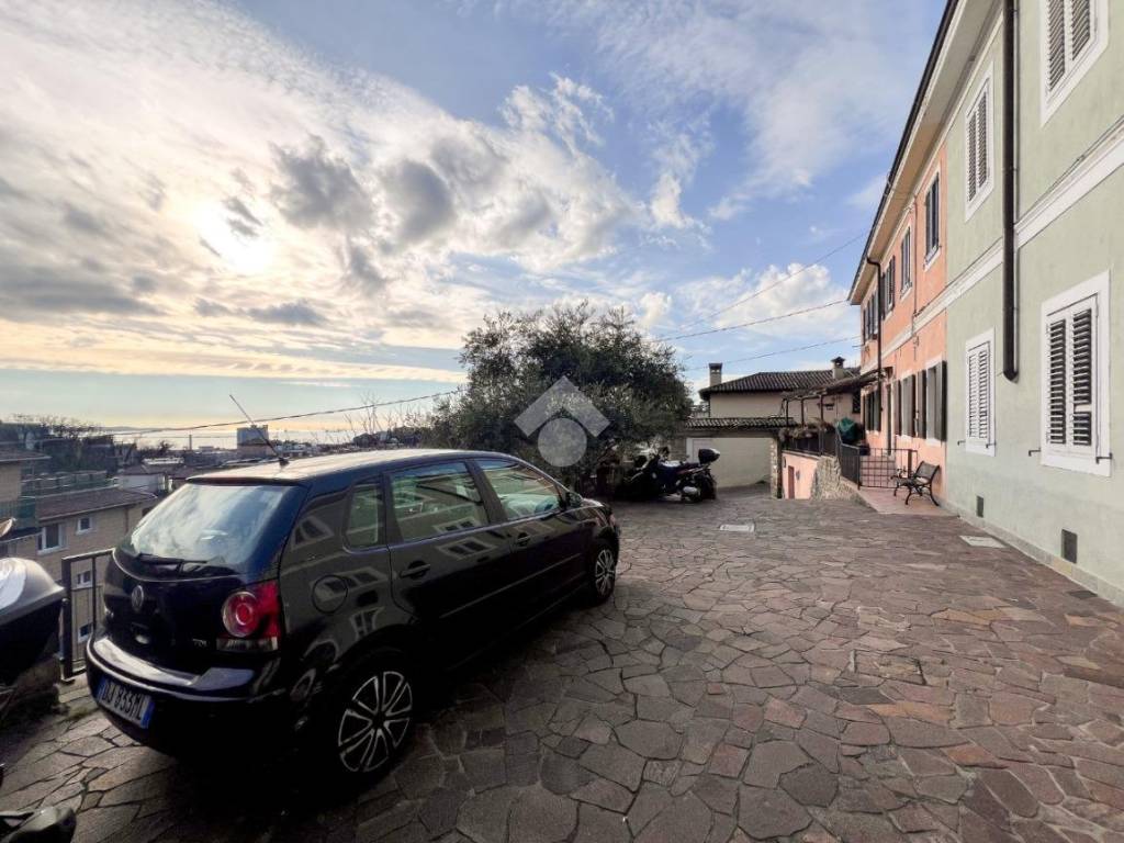 Appartamento a Trieste in Via Sottomonte, 3 - Foto 2