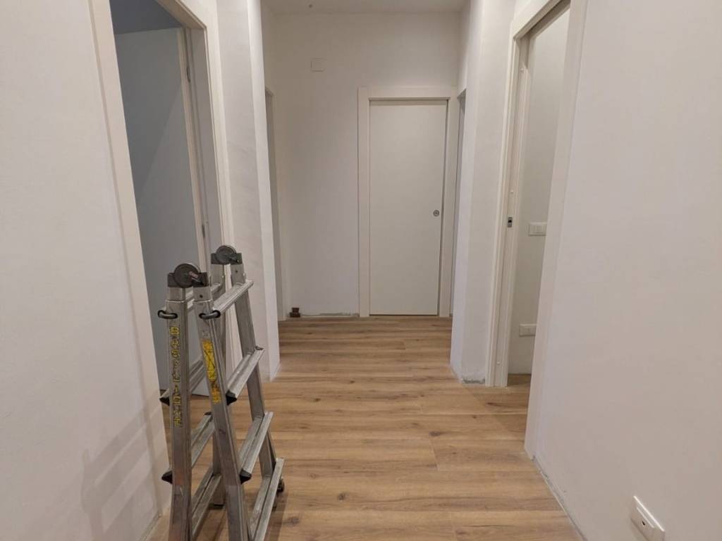 Appartamento a Scandicci in Via Arrigo Boito - Foto 3