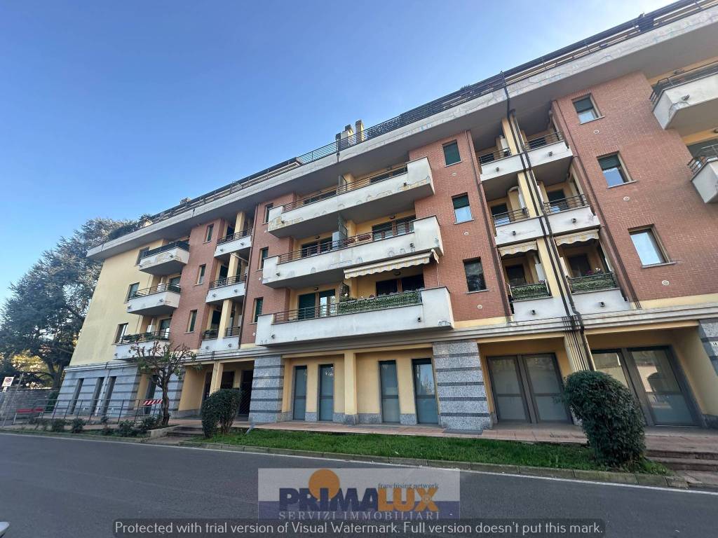 Appartamento a Seregno in Via Fratelli Bandiera - Foto 4