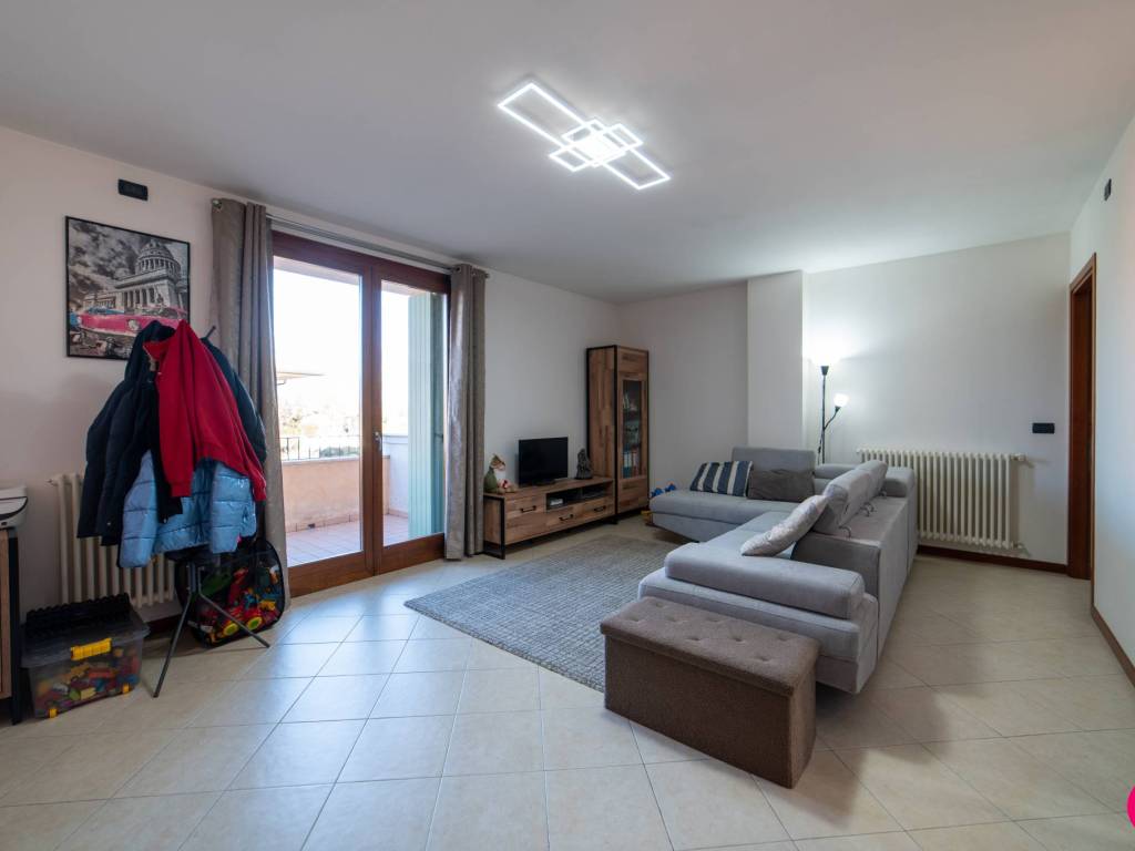 Appartamento a Brugnera in Via G. Mazzini - Foto 2