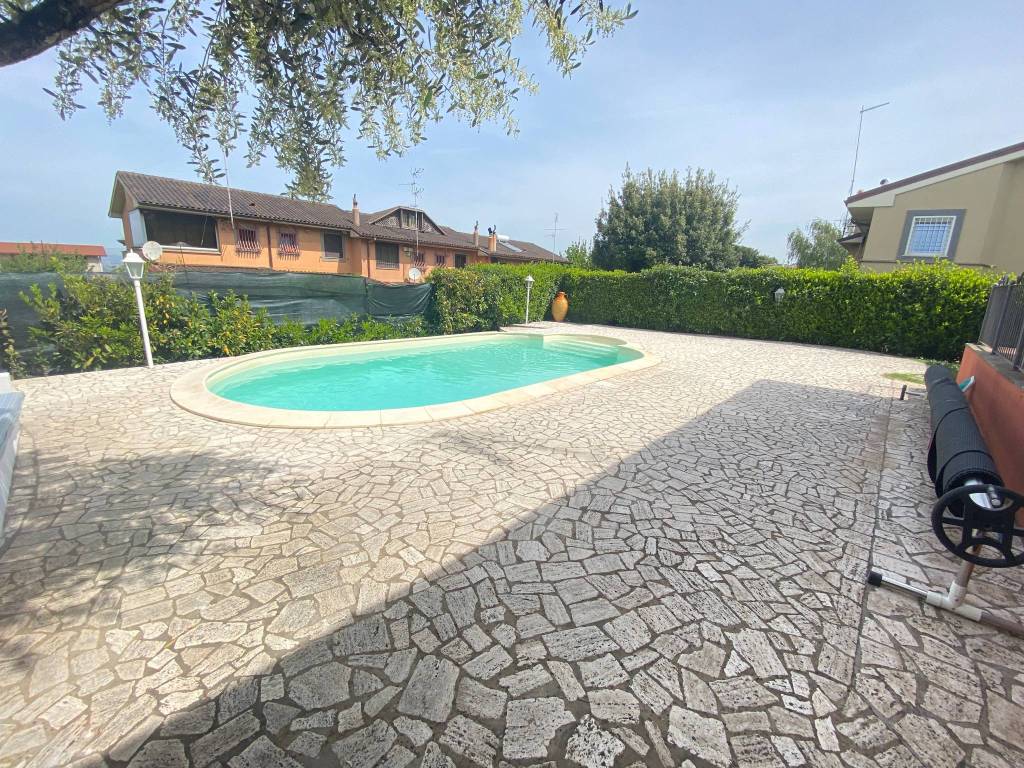 Villa a Grottaferrata in Via Montiglioni - Foto 5