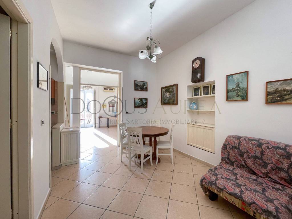 Appartamento a Salerno in Piazza Matteo Luciani - Foto 2
