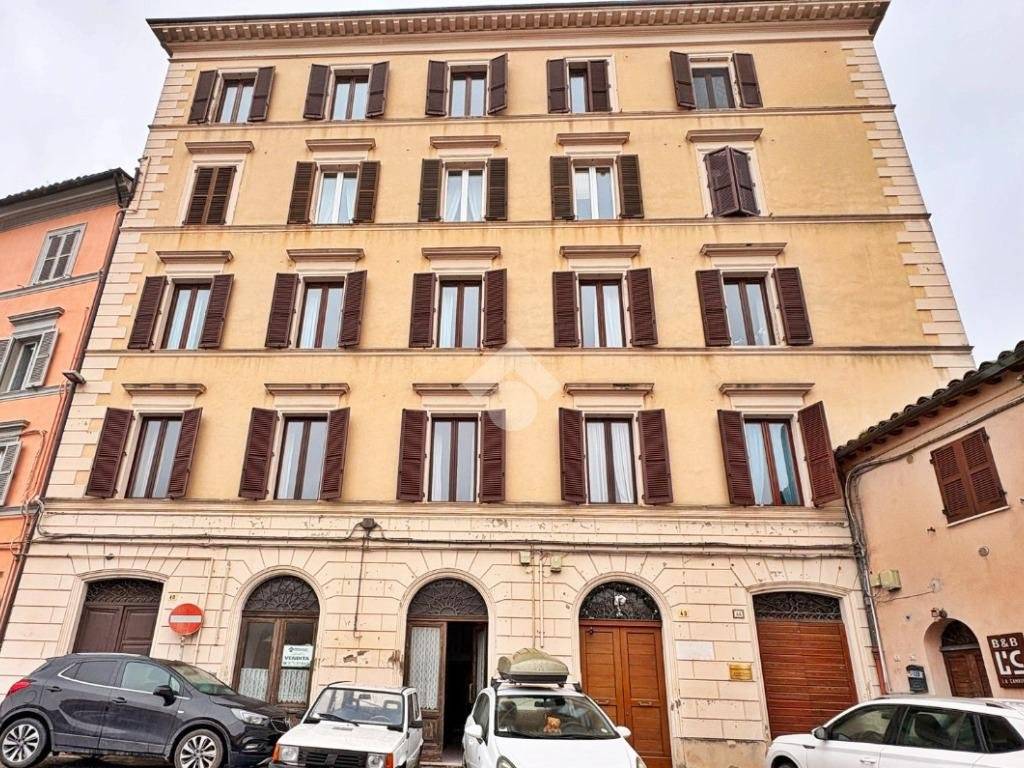 Appartamento a Fabriano in Piazza Garibaldi, 41 - Foto 2